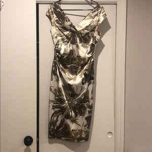 Maggy London floral dress - side zip